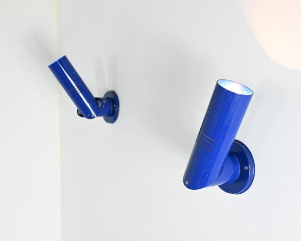 paire d'appliques murales articulées du designer italien Goffredo Reggiani